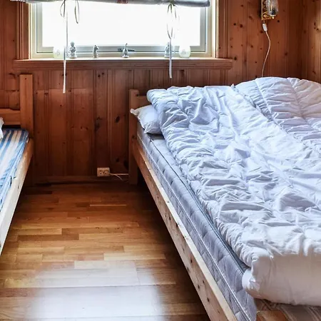 Three-bedroom In Prázdninový dům Nordre Frogn